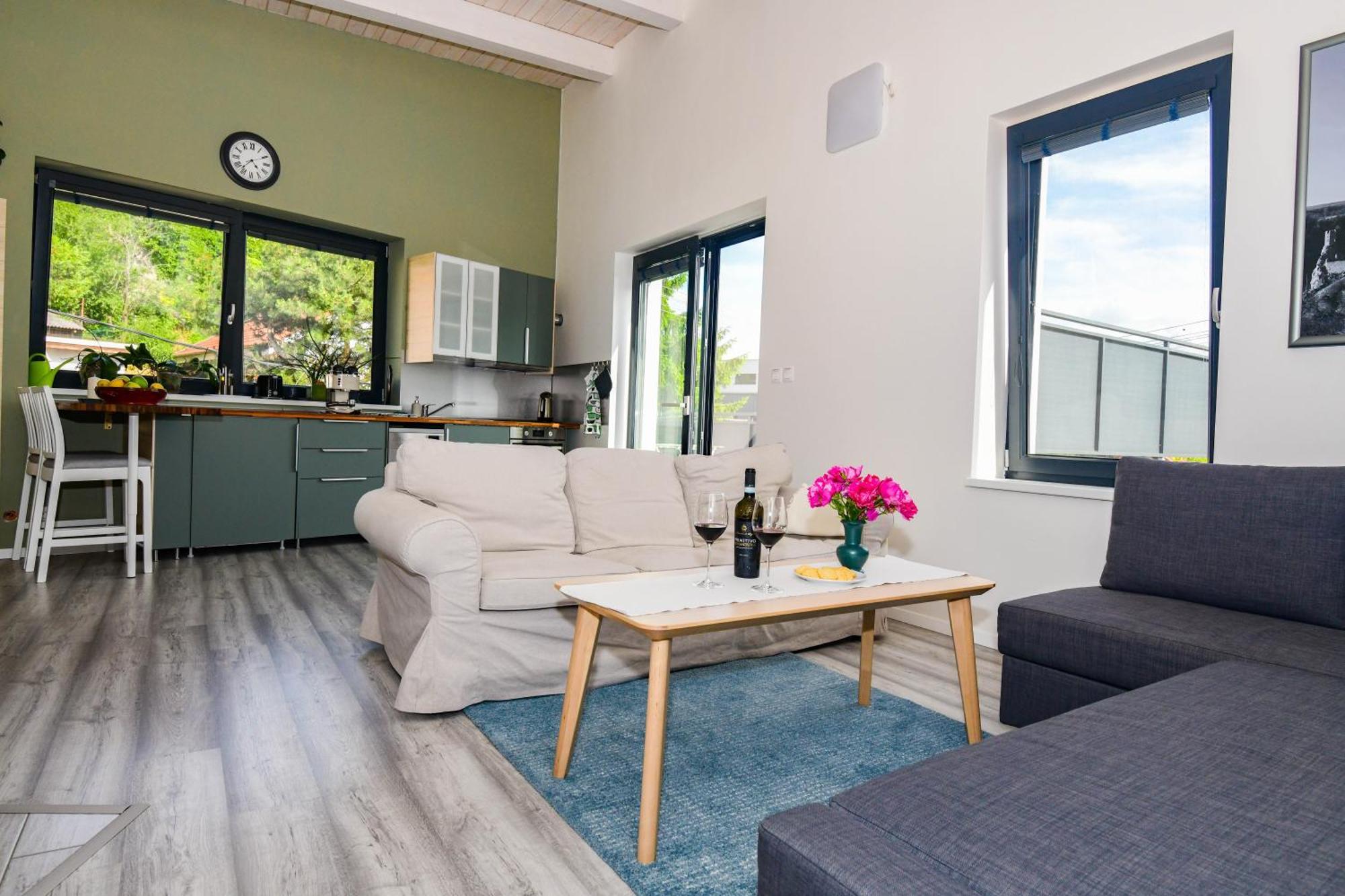 Rosemary Apartment 브라티슬라바 외부 사진